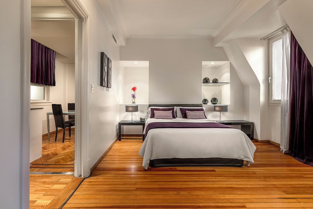 Broadway Hotel And Suites 7/50