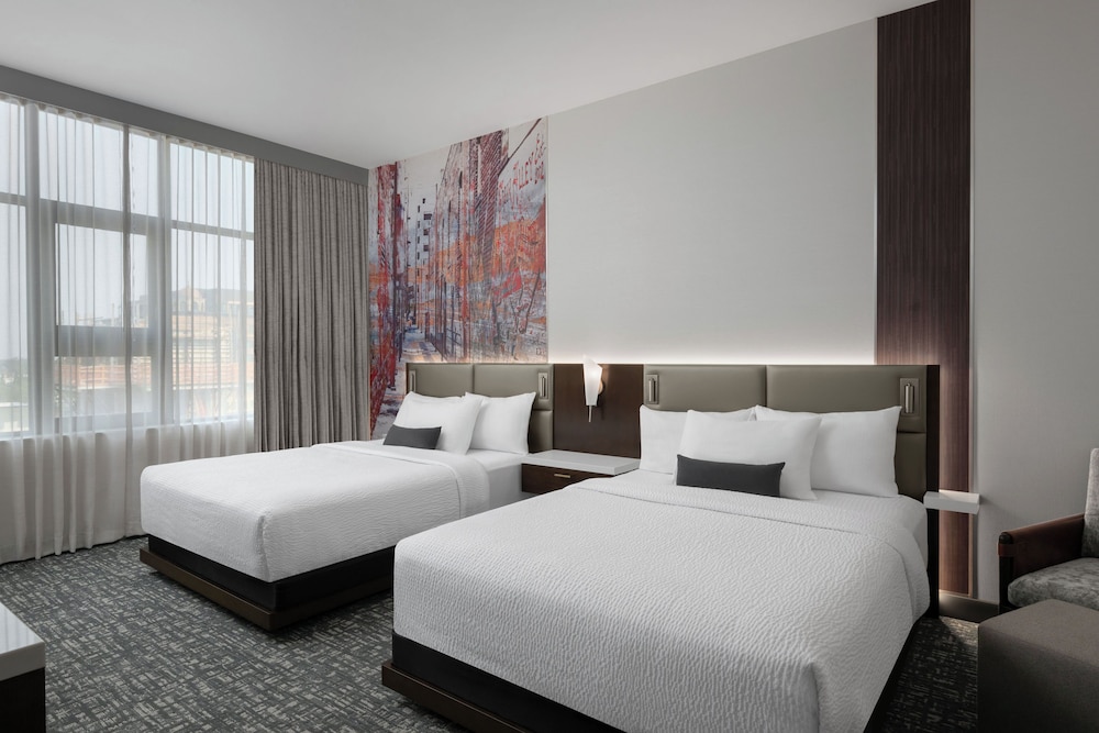 BOUTIQUE, STANDARD, 2 QUEEN BEDS