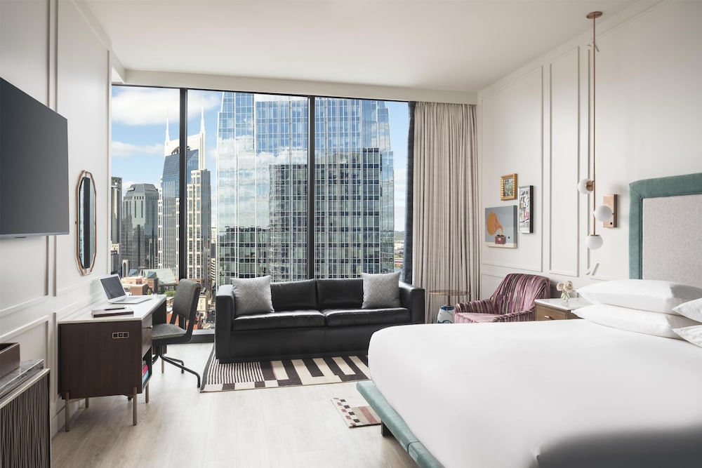 Hyatt Centric Downtown Nashville 13/50