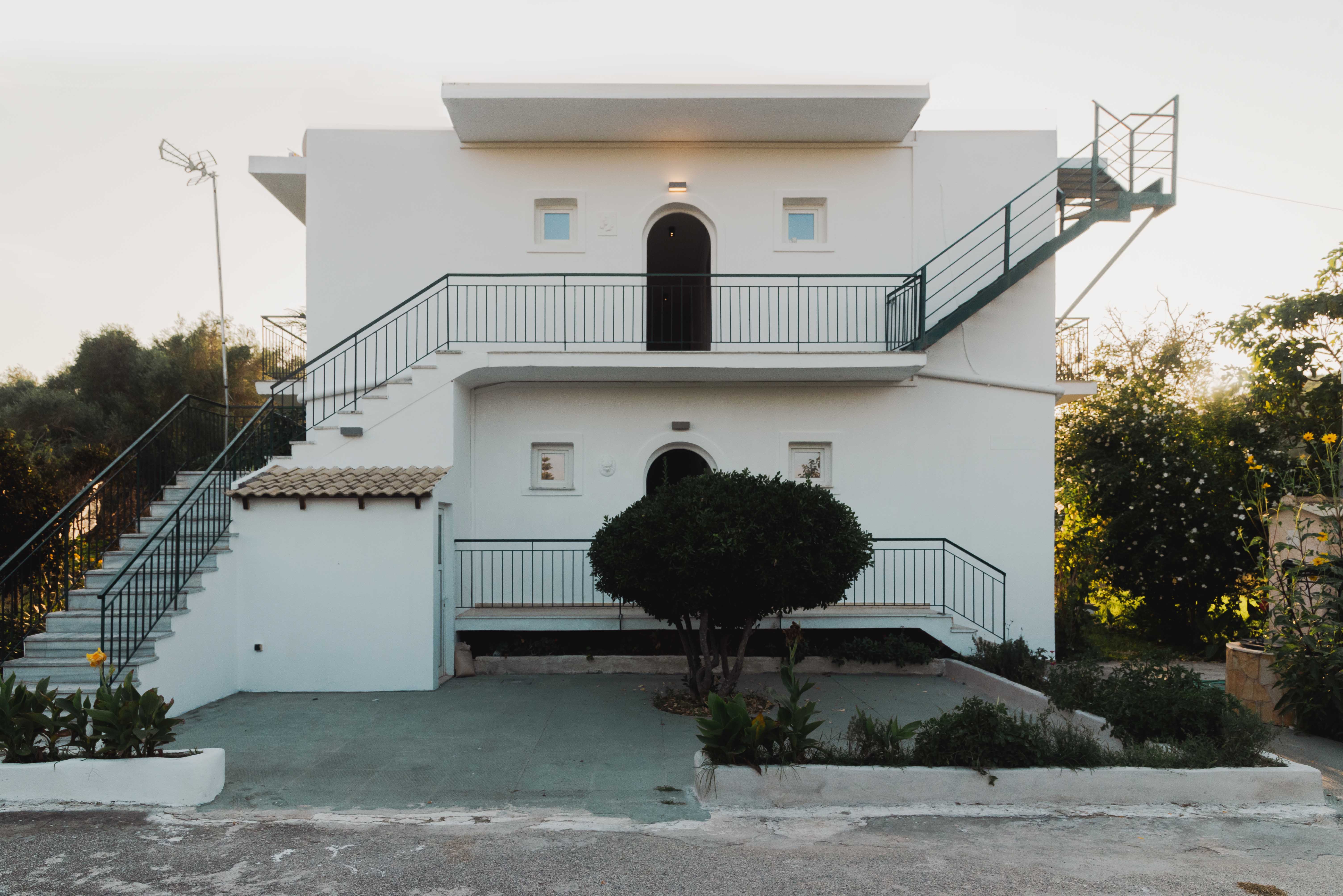 Olive Grove Suites Boutique Hotel 2/50