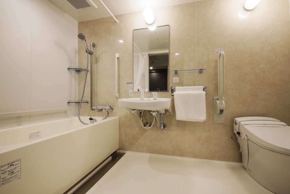 Plum Hotel 18/20