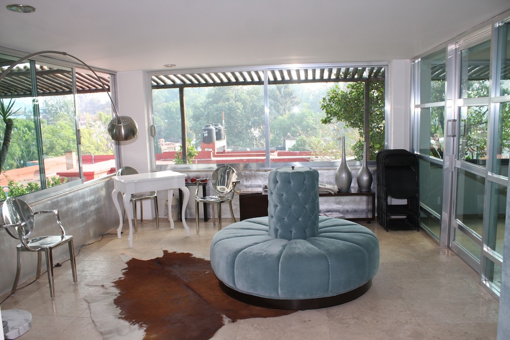 Colombe Hotel Boutique 59/76