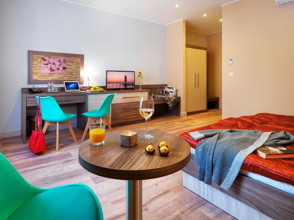 Viktor Hotel 31/55
