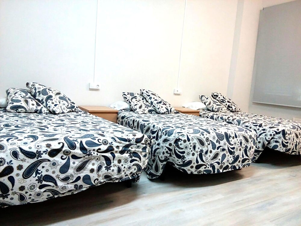 Albergue Jaca 14/44