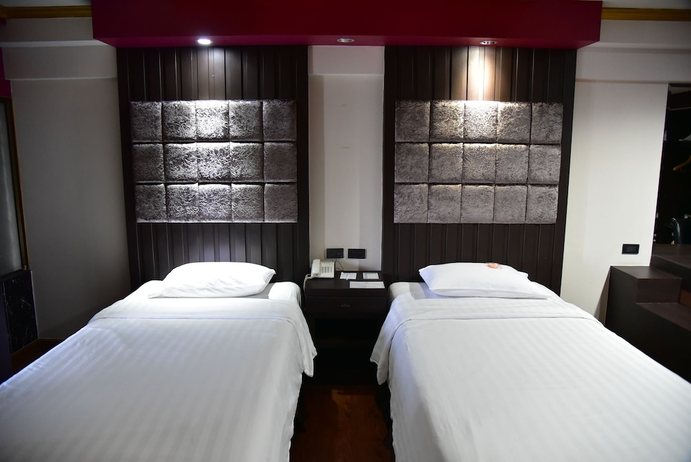 Grand Pink Hotel Hat Yai 20/49