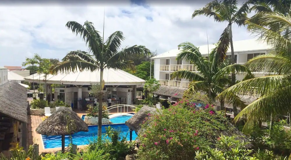 The Melanesian Port Vila 67/78