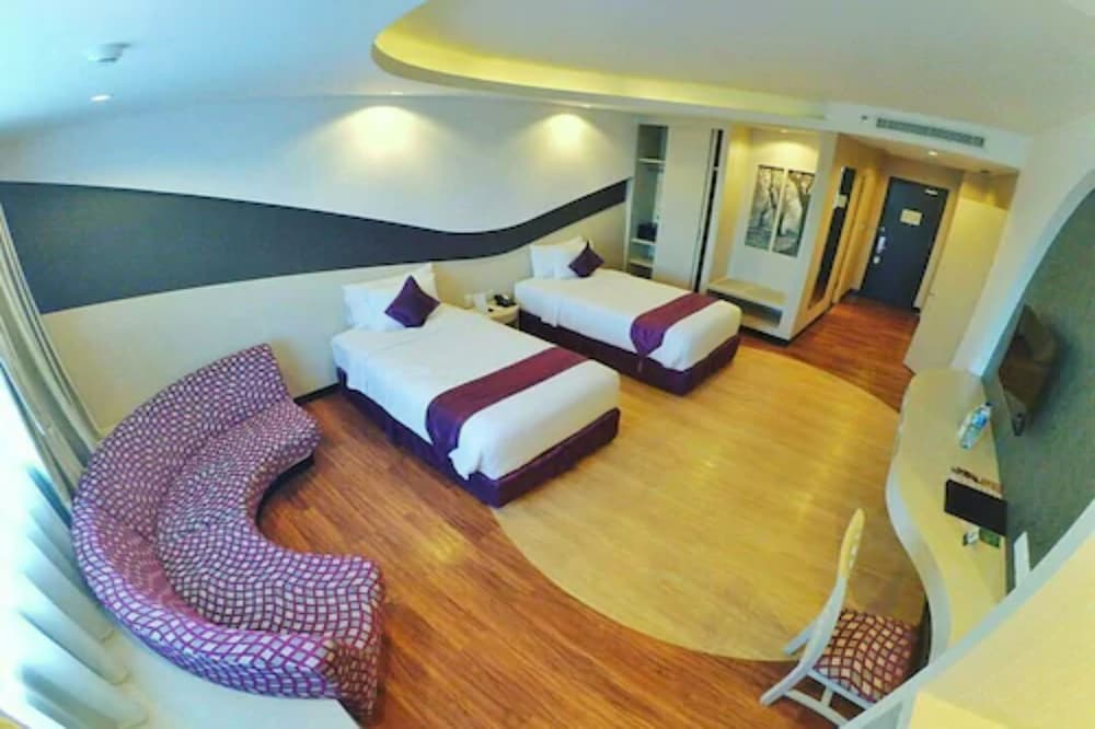 Aston Cirebon Hotel and Convention Center 19/50
