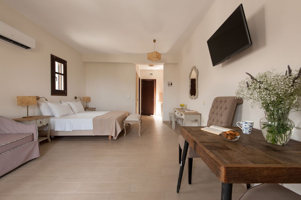 Kamares Villa 12/69