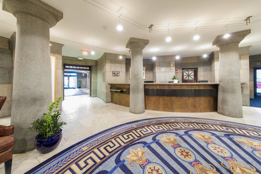 Marriott Vacation Club Pulse at Custom House, Boston 8/45