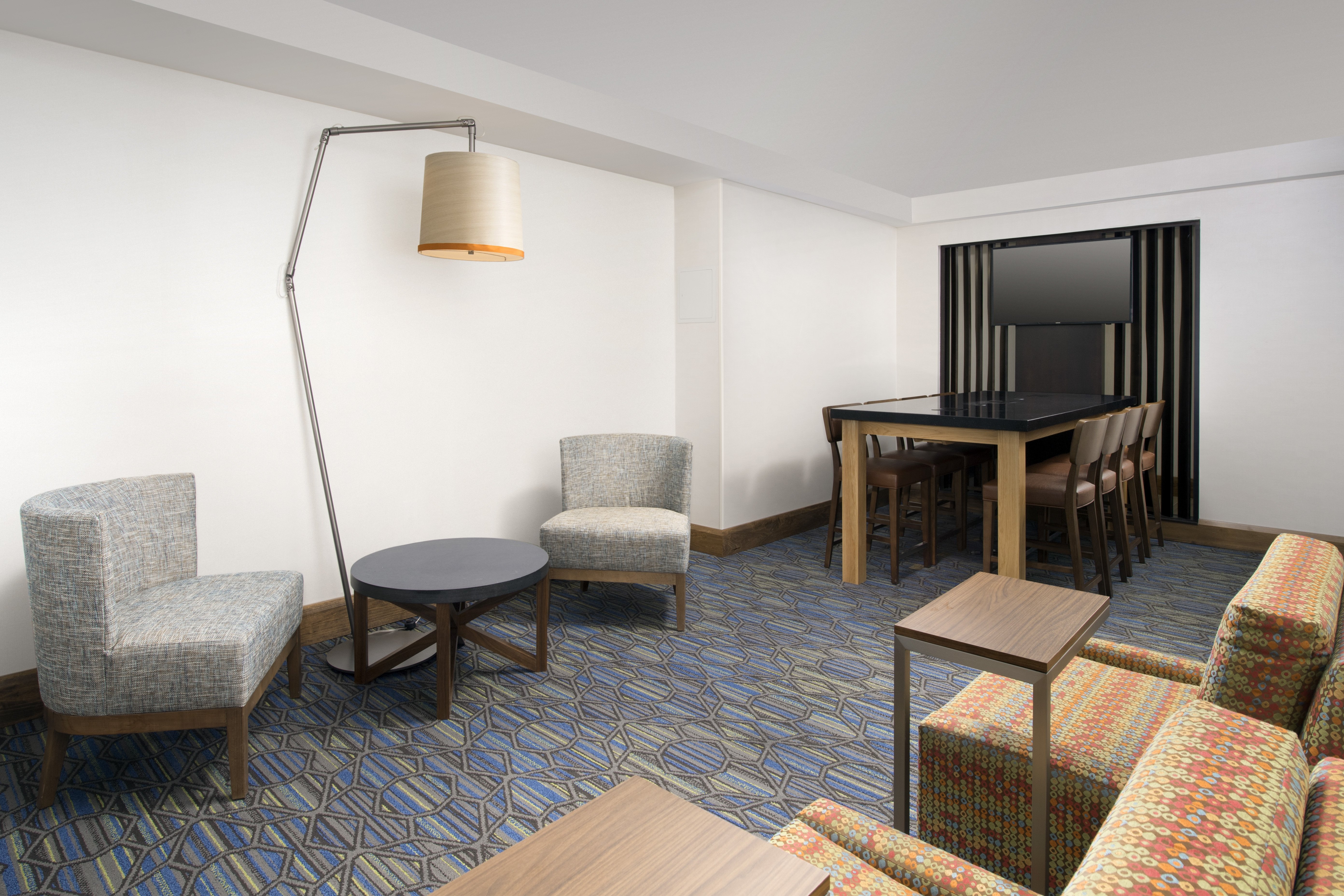 Holiday Inn Express Suites College Park University Area 10/15