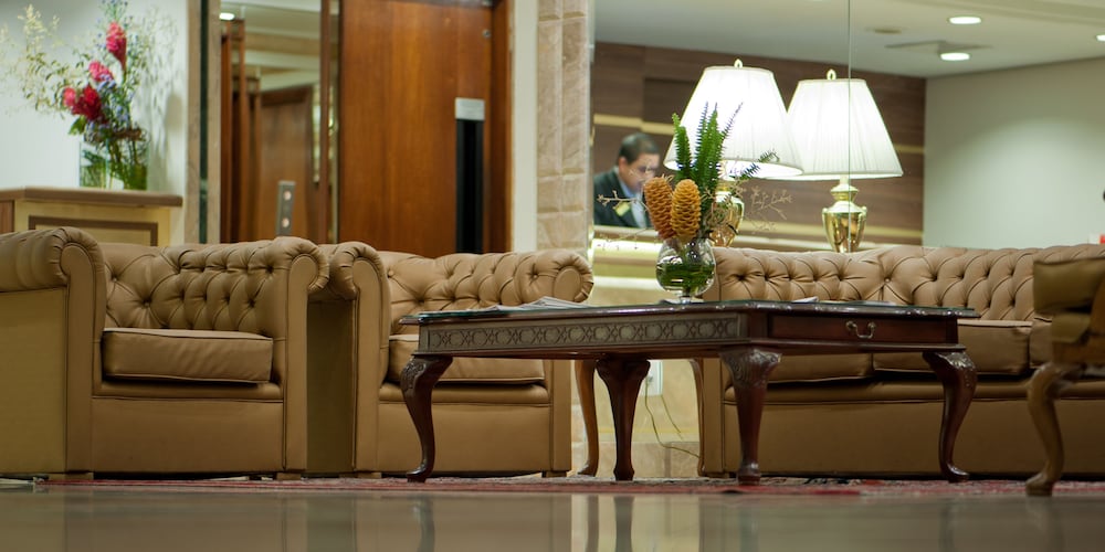 Ninety Hotel Ex Hb Ninety Convention 65/73