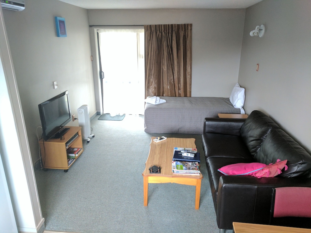 Classique Lodge Motel 39/50