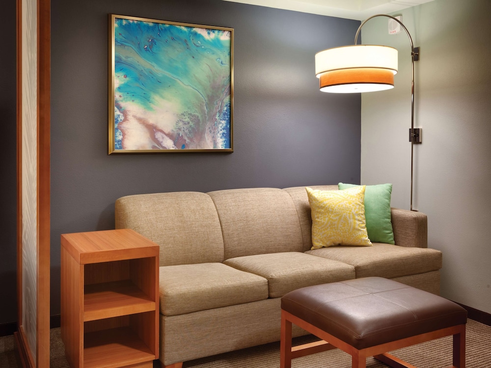 Hyatt Place Waikiki Beach 48/71