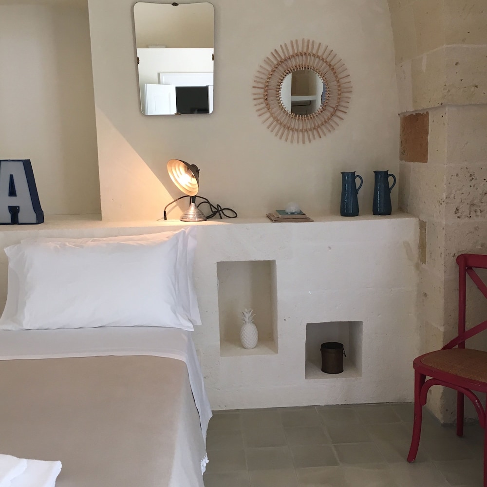 VINILIA WINE RESORT 3/78