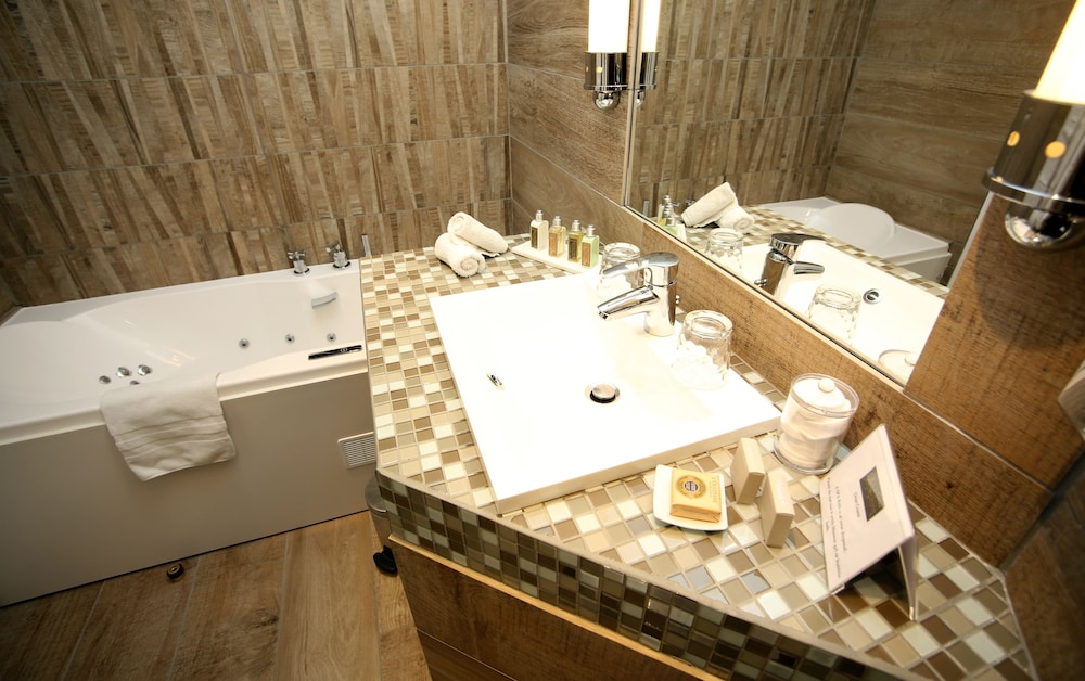 Relais Saint Jacques 36/51