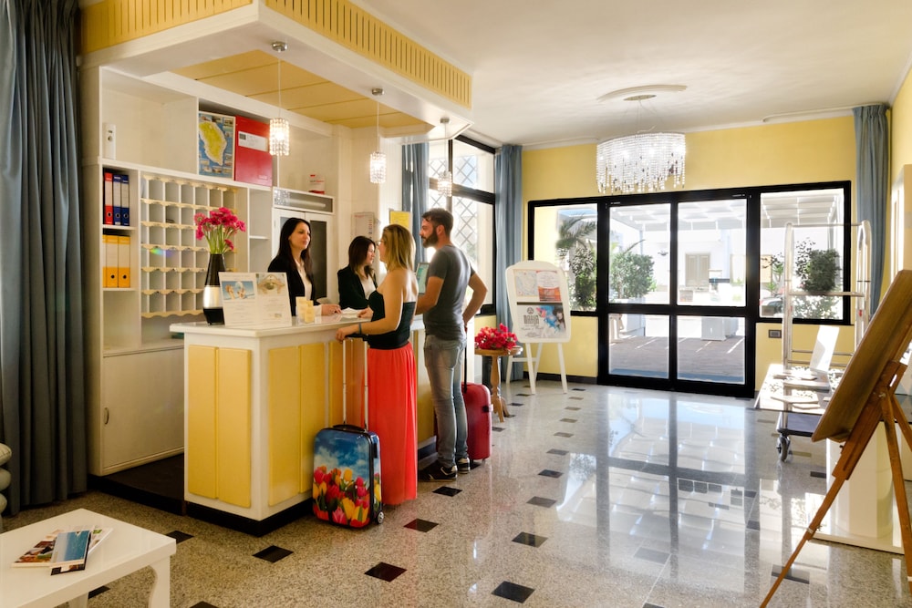 Hotel Luna Lido 58/73