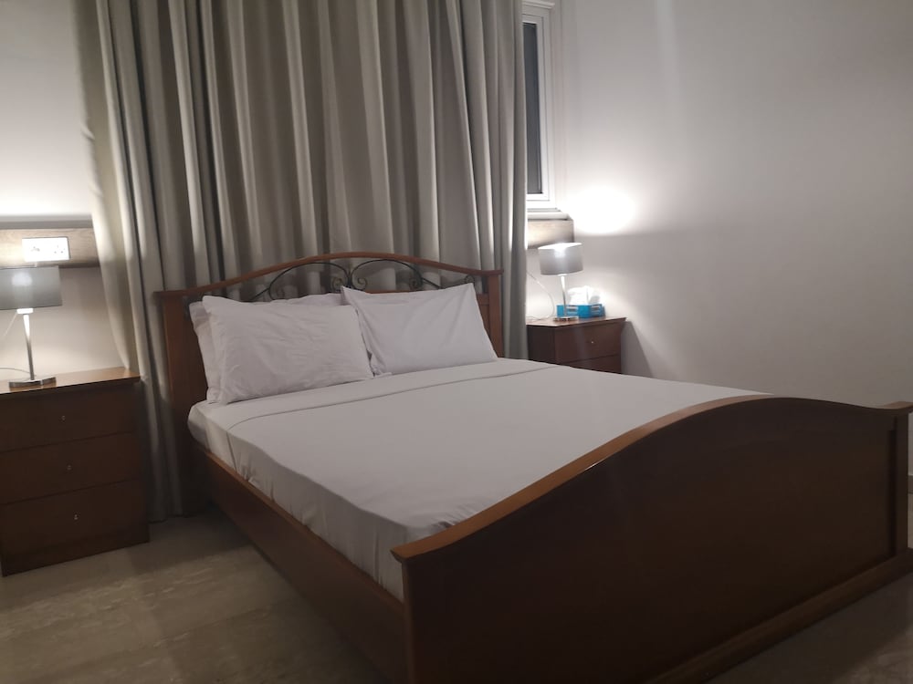 GRAND, DOUBLE BED