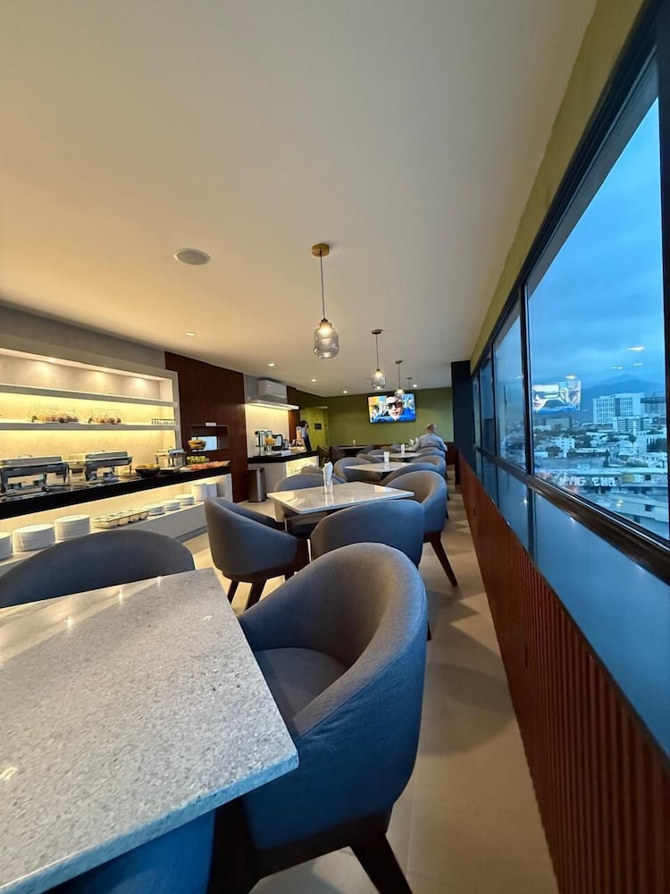 Hotel Myst 19/25