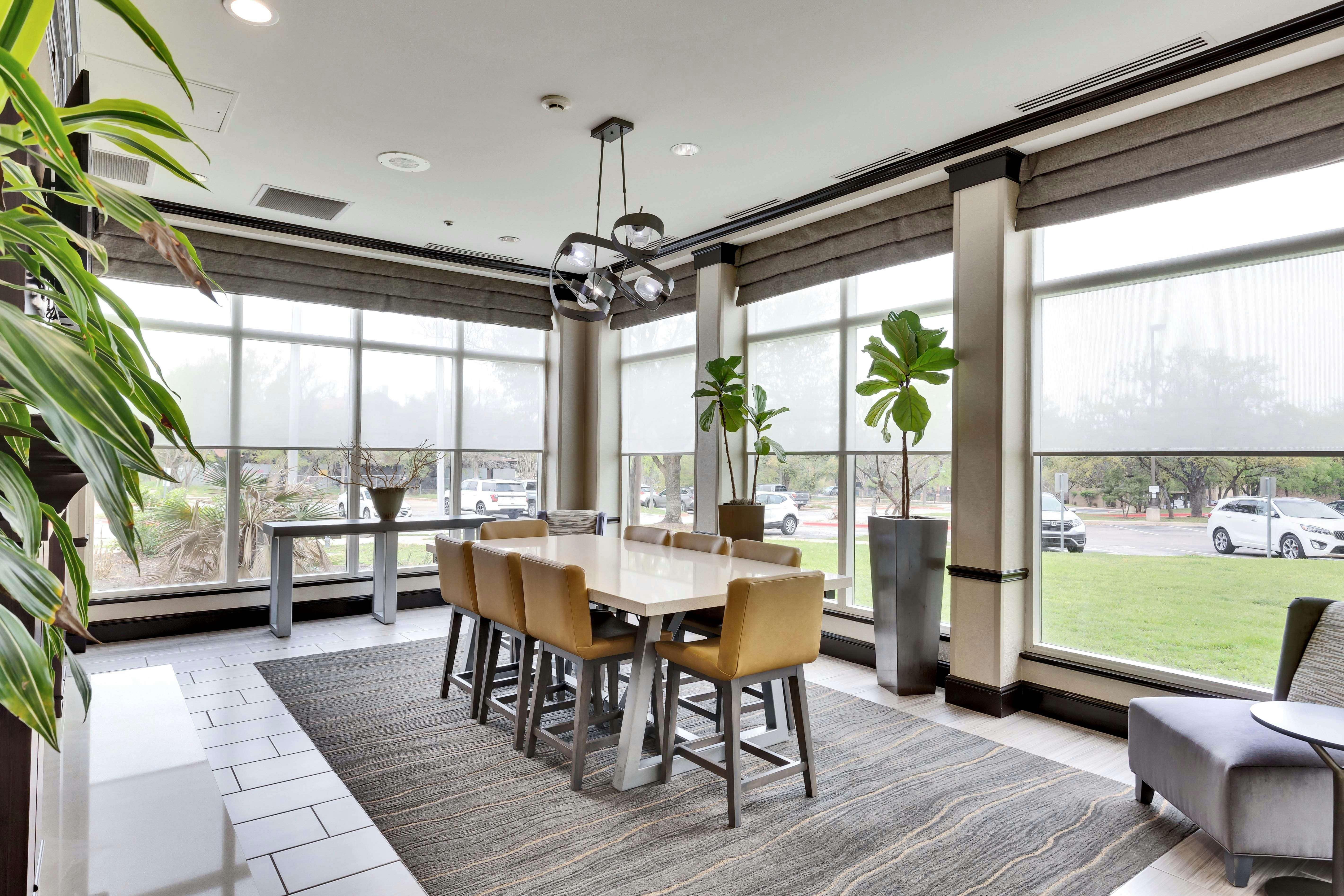 Hilton Garden Inn Austin NW/Arboretum 45/75