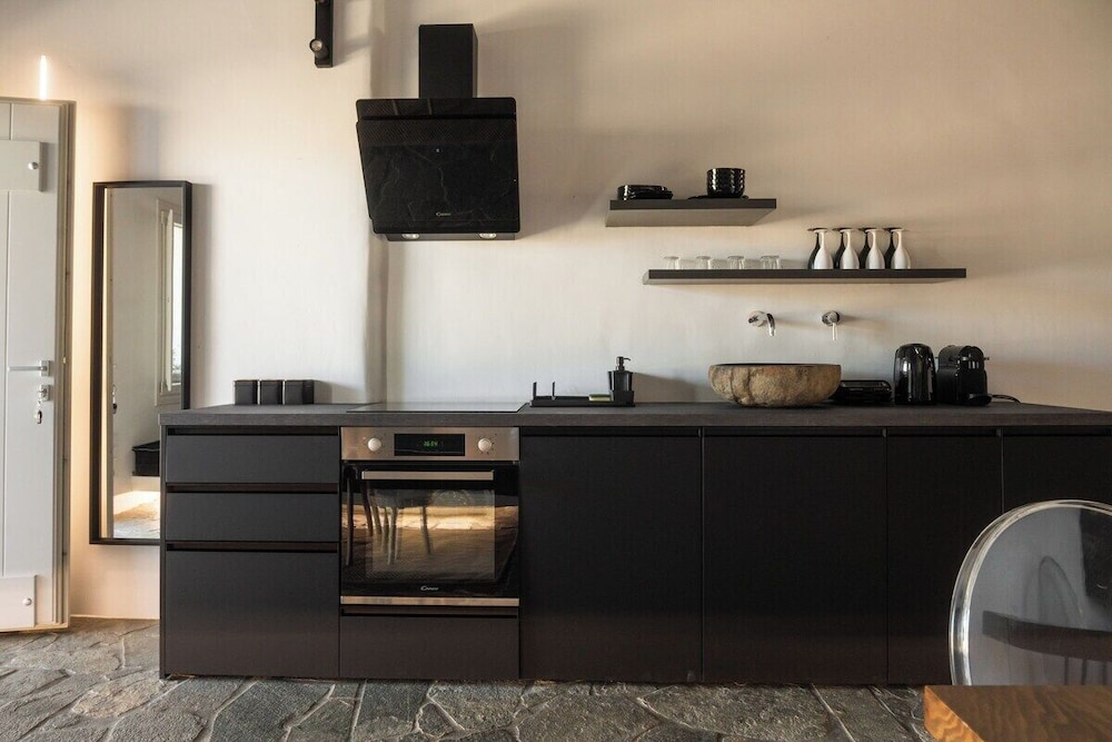 Mykonos Dot - Art Homes 4/46