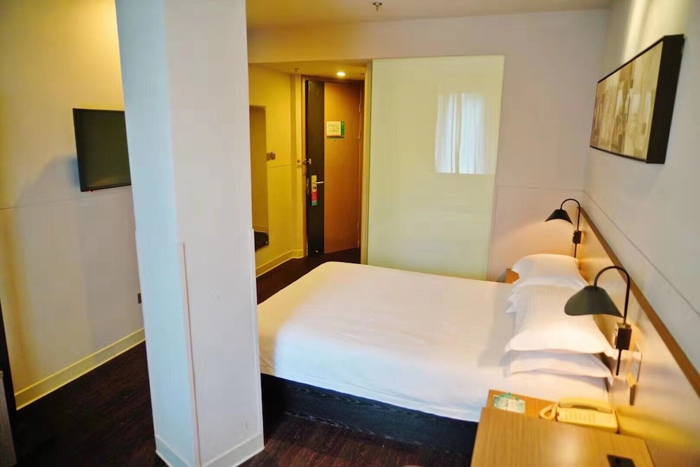Jinjiang Inn Select Shanghai Expo Dezhou Road 8/33