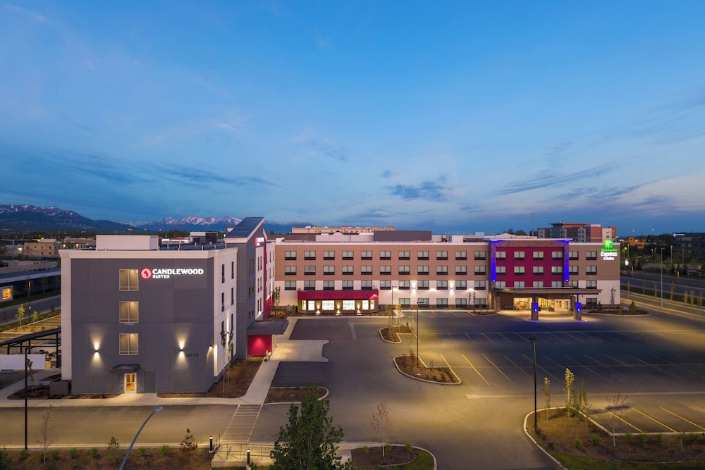 Holiday Inn Express And Suites Anchorage Midtown by IHG 3/60