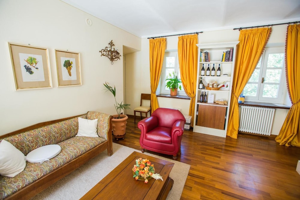 Agriturismo Marcarini 17/39