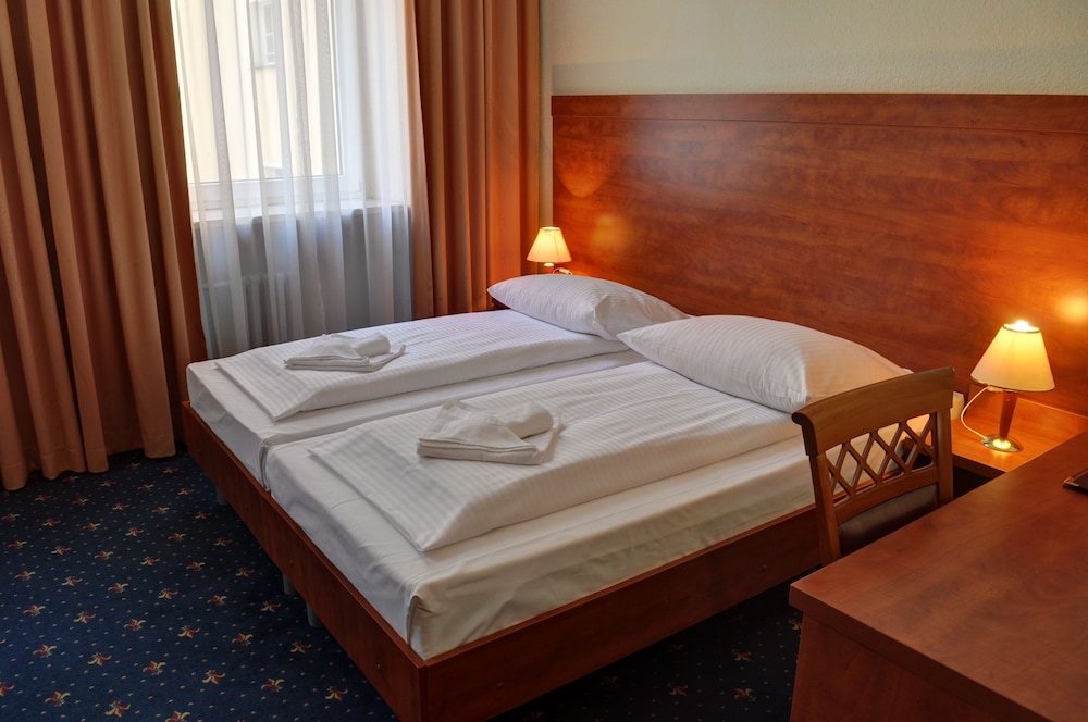 Hotel Europa City 48/67