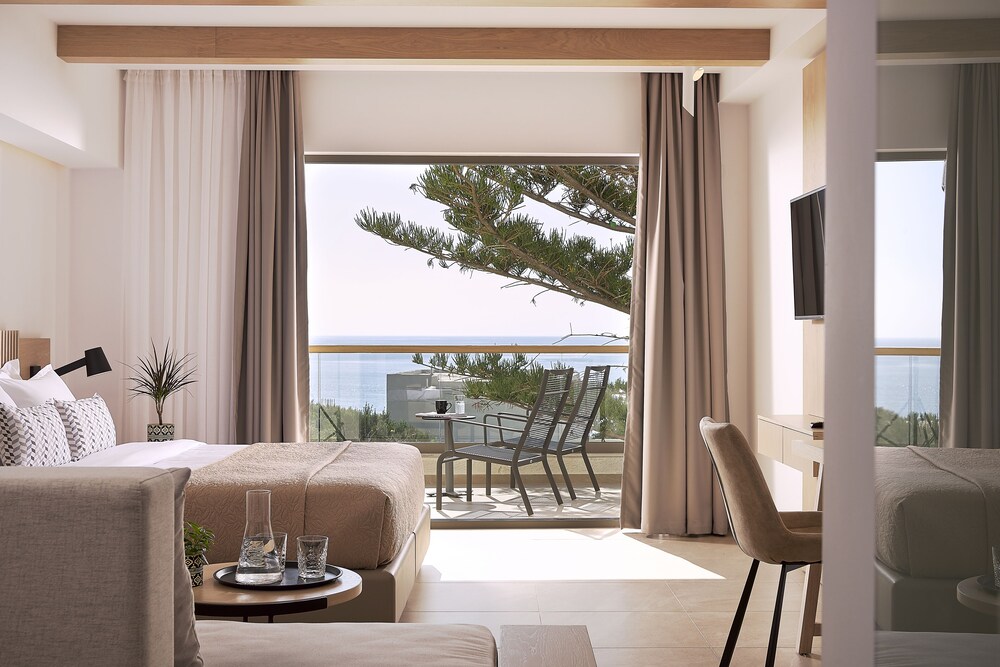 CHC Coriva Beach Hotel and Bungalows 57/75