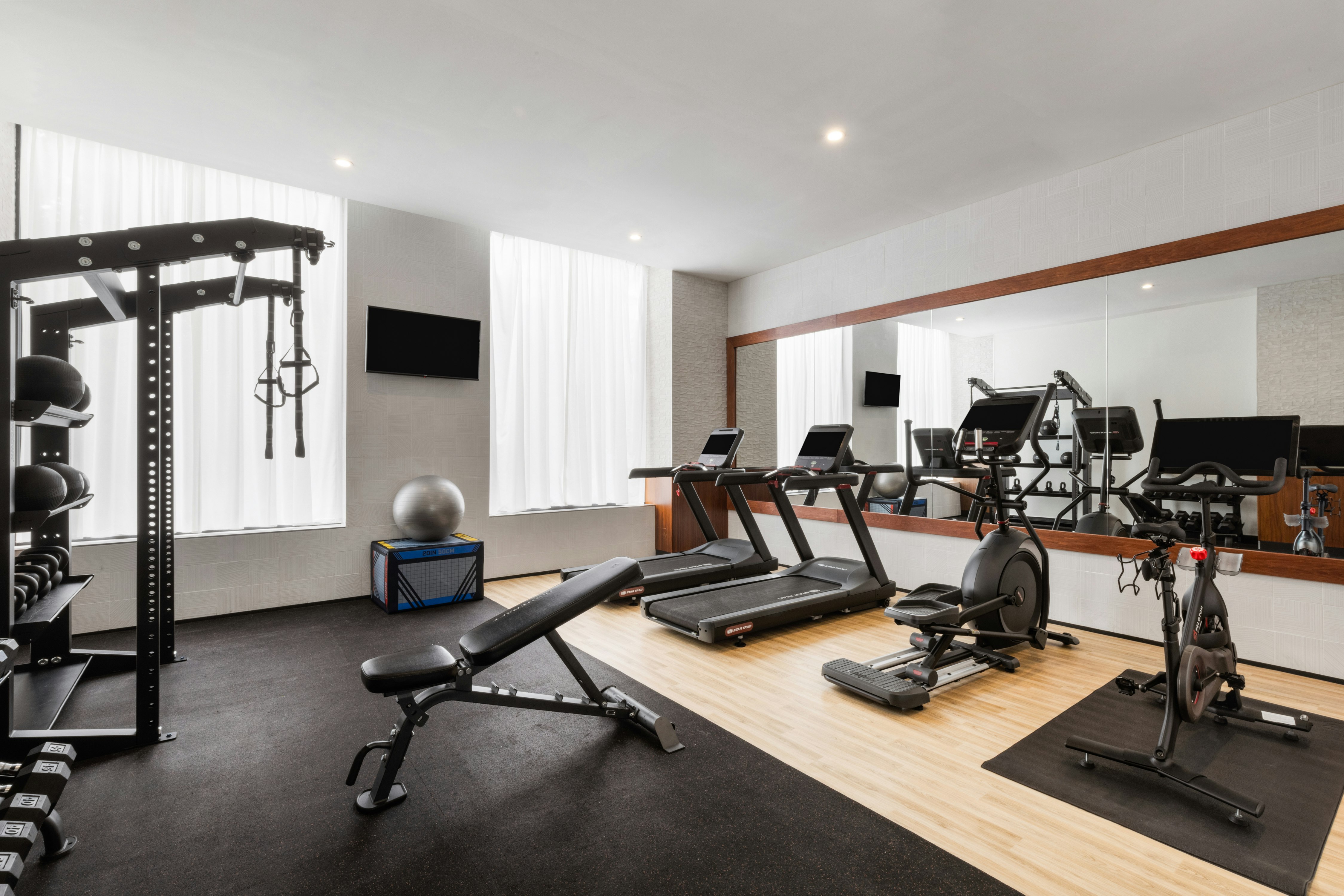 DoubleTree by Hilton Long Island City New York 23/27