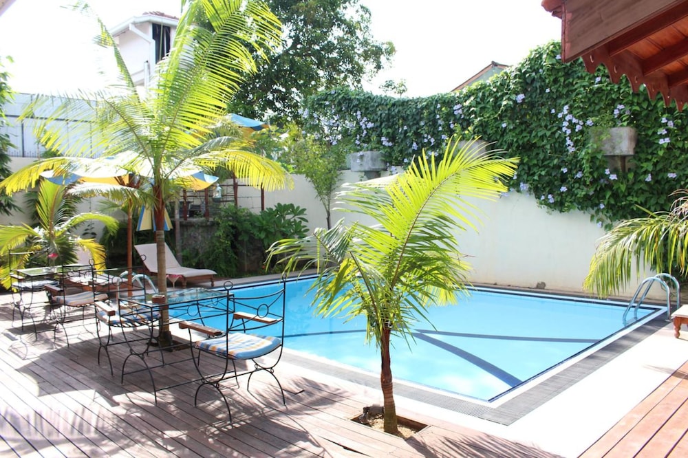 Kapuru Hotel Villa 28/36