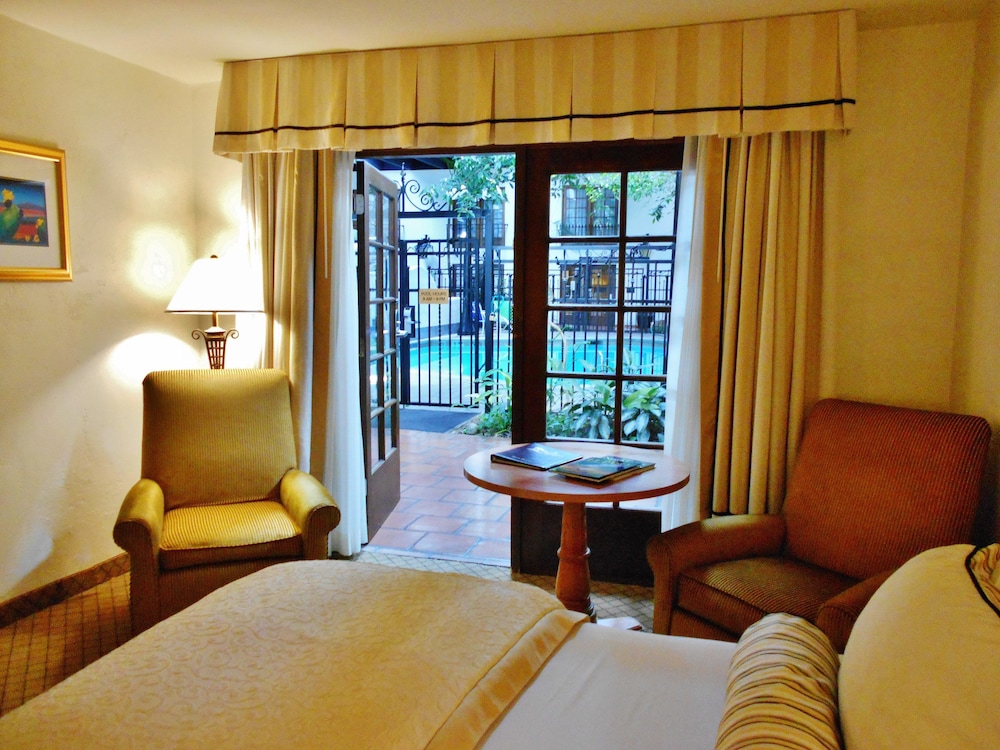 Ramada by Wyndham Las Cruces Hotel & Conference Center 22/37