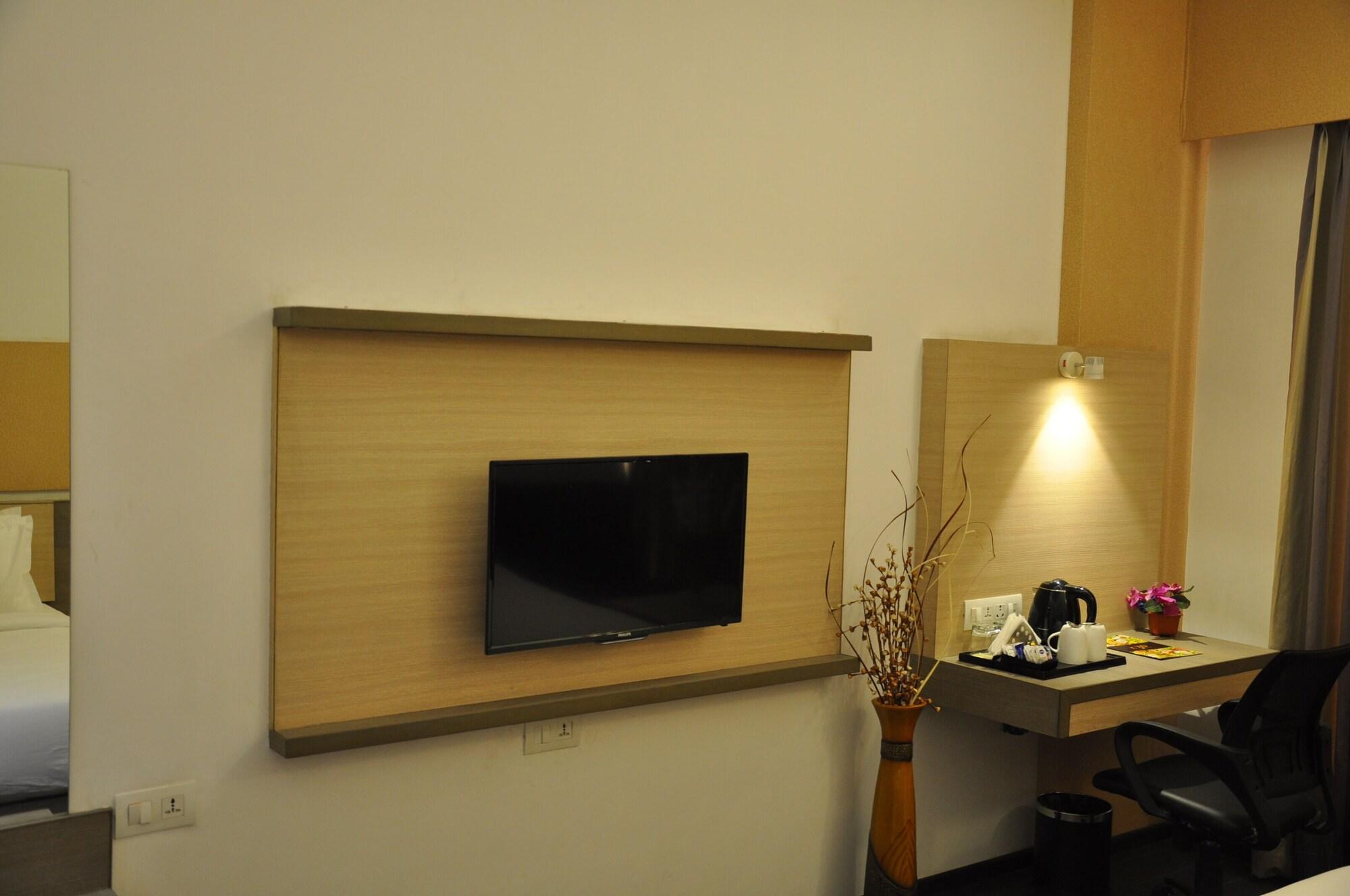 Pride Biznotel Manjusar (ex Mango Hotels Tansha Regal) 39/50