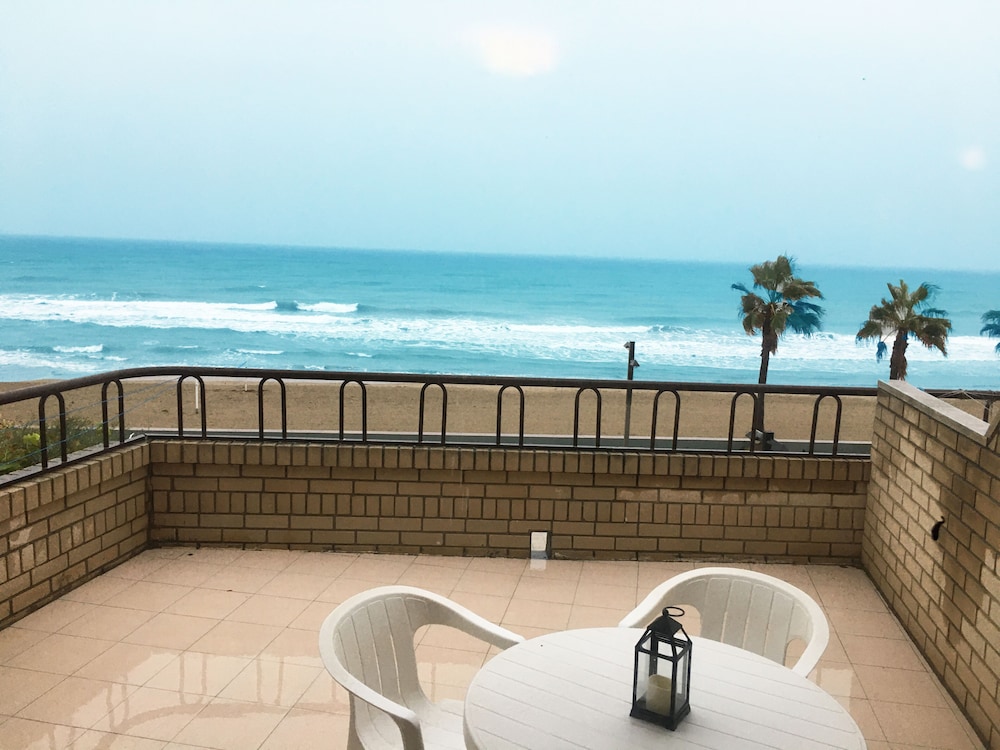 APARTAMENTOS BERNAT PIE DE PLAYA 3000 5/68