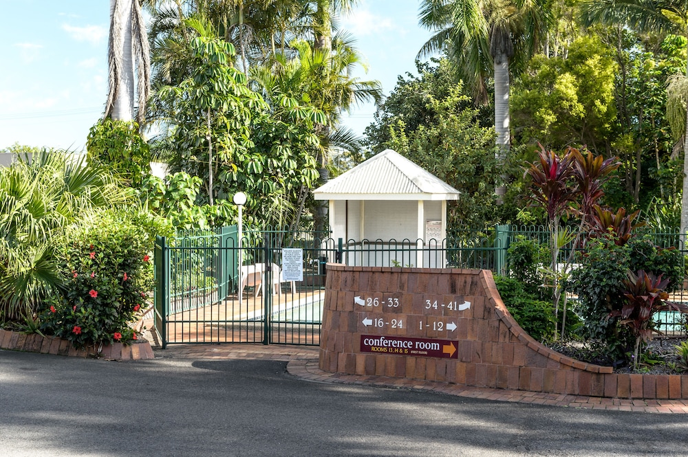 Country Comfort Bundaberg 66/74