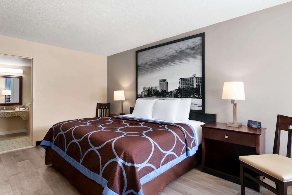 Room, King Bed, Accessible