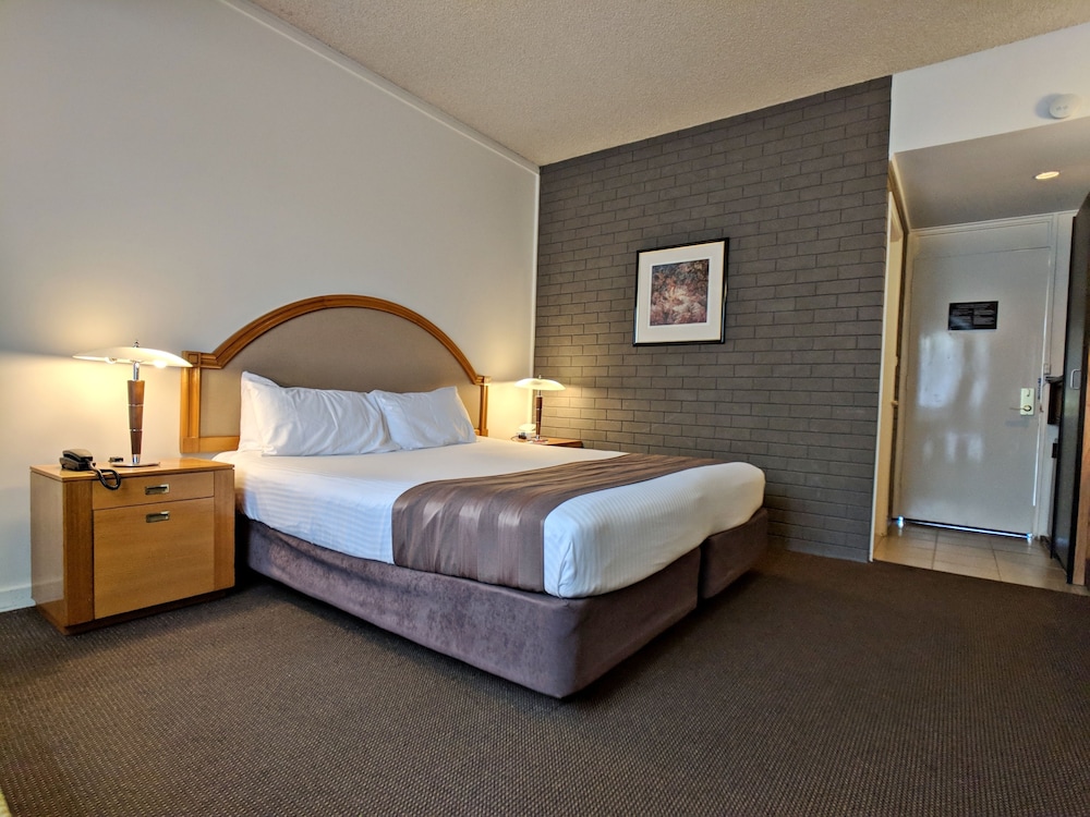 Quality Inn Dubbo International 11/36