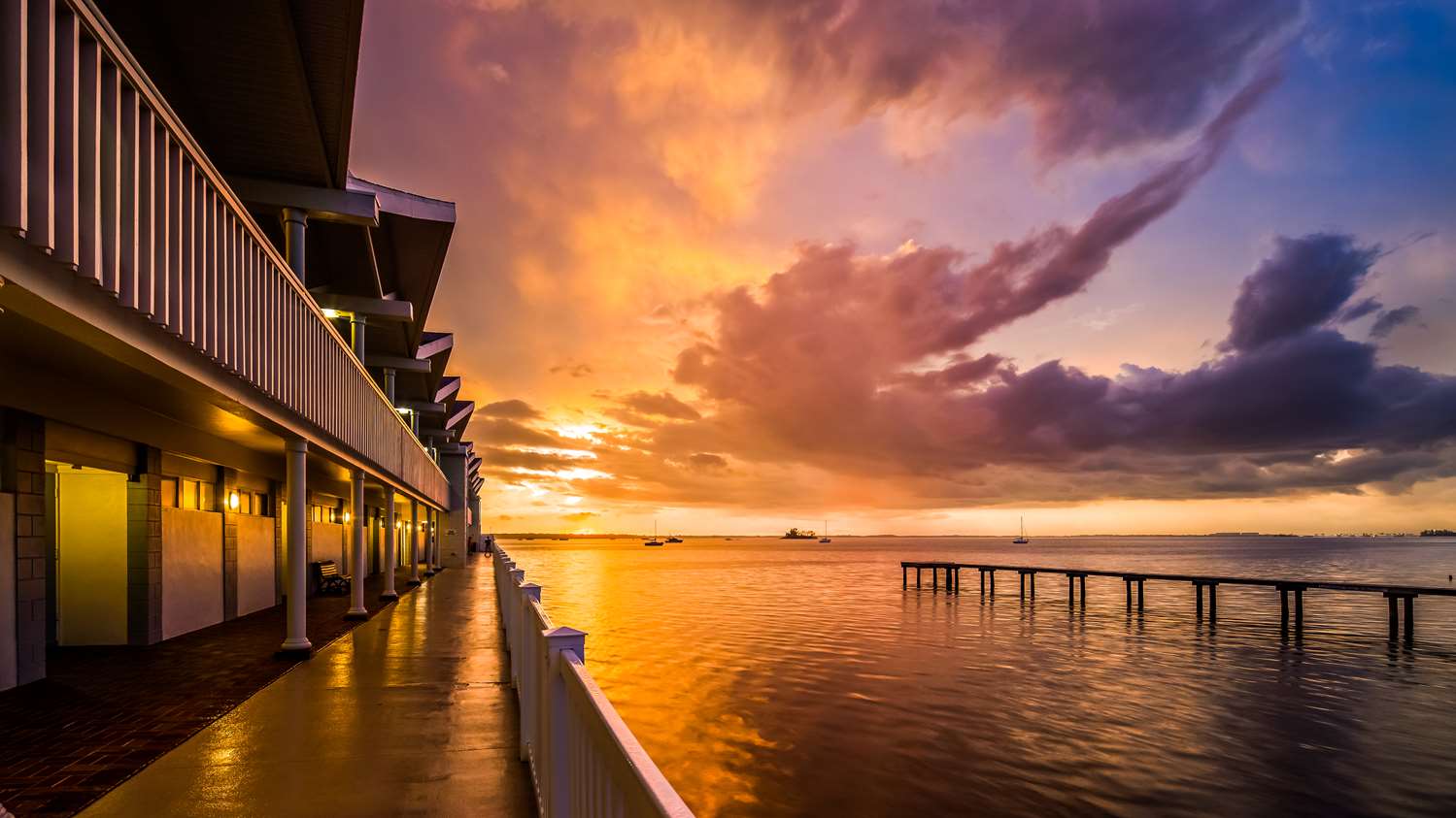 Best Western Plus Yacht Harbor Inn 41/42