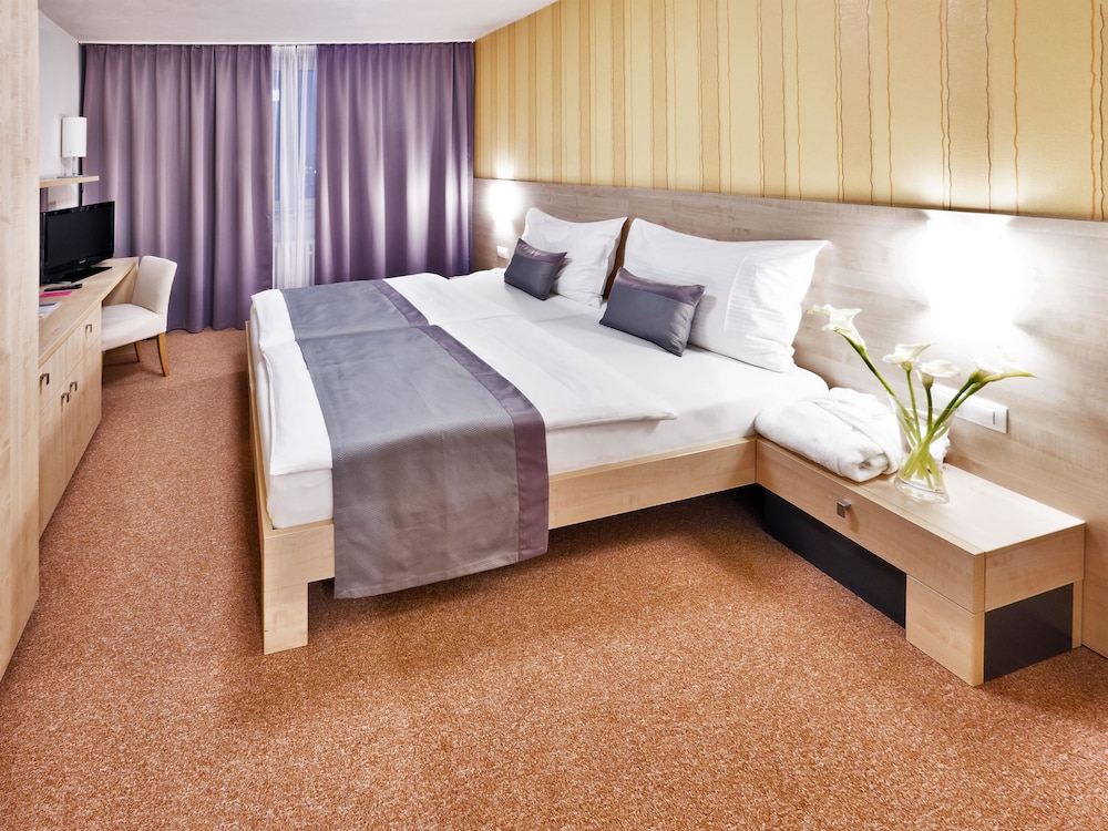 Hotel Vista 10/50