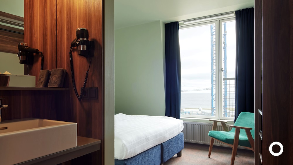 Grandi By Center Hotels 24/67