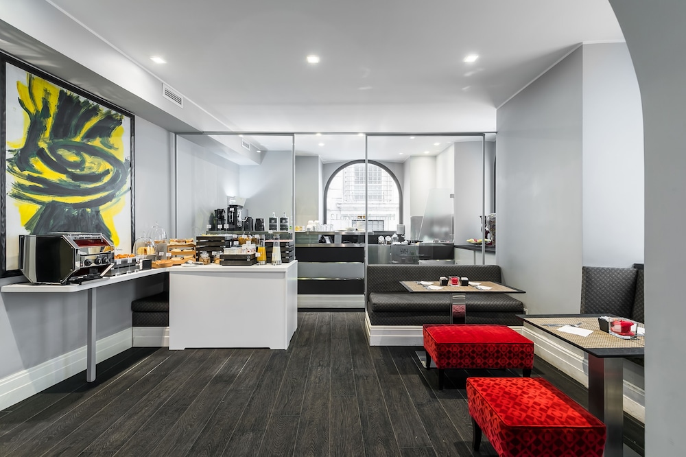 Hotel Mancino 12 27/32