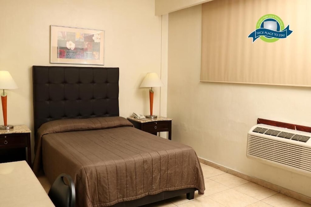 Hotel America Palacio 27/74