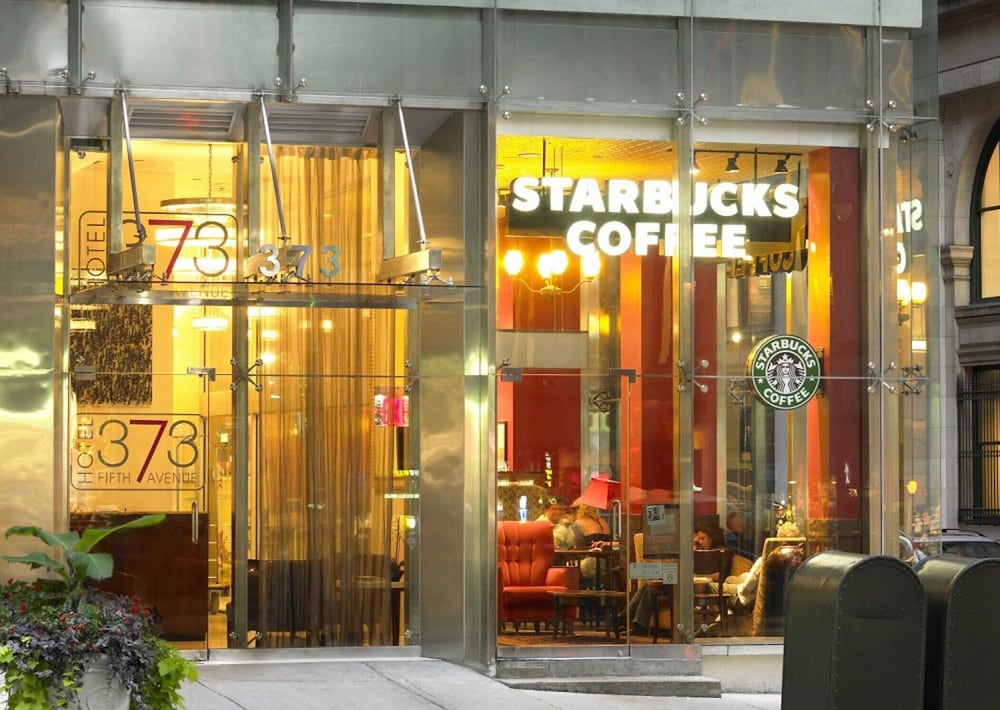 Hotel 373 2/47