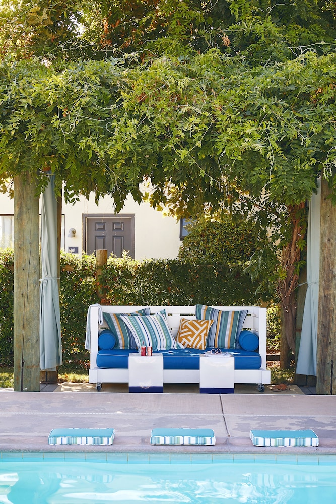 Calistoga Motor Lodge And Spa 46/48