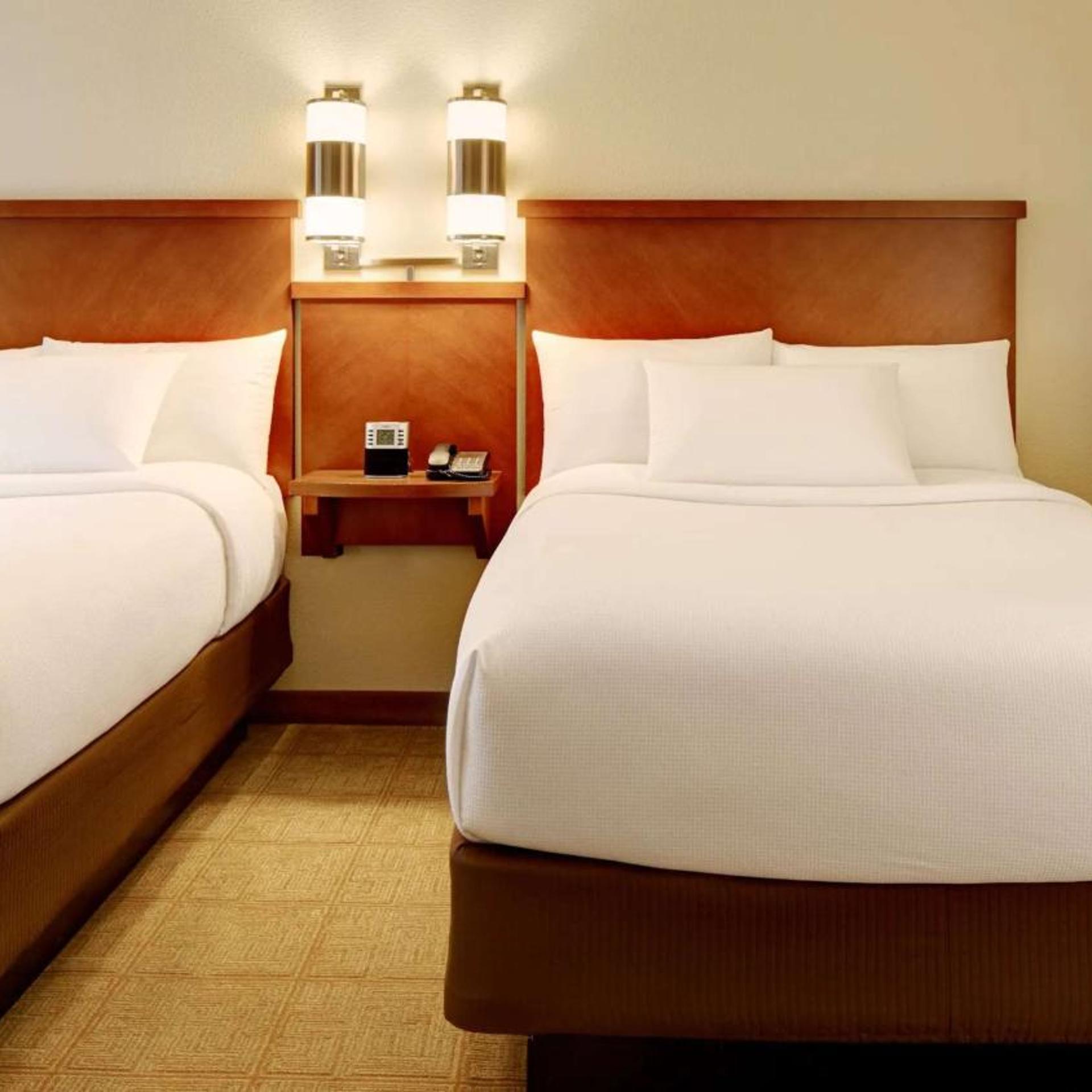 غرفة بسريرين مزدوجين مع أريكة، Sonesta Select Atlanta Duluth 15/20