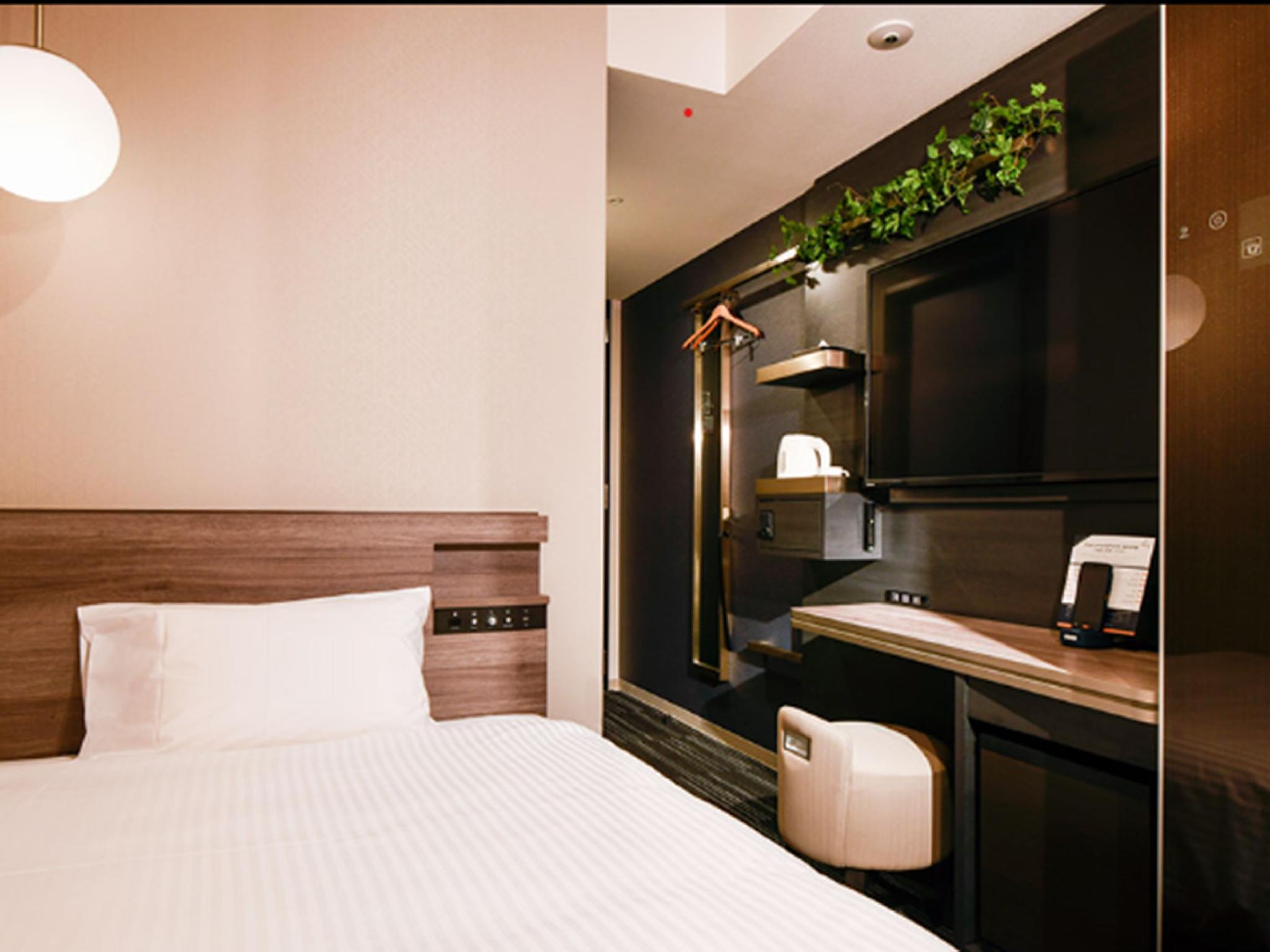 Room, Single, Tower View, High Floor