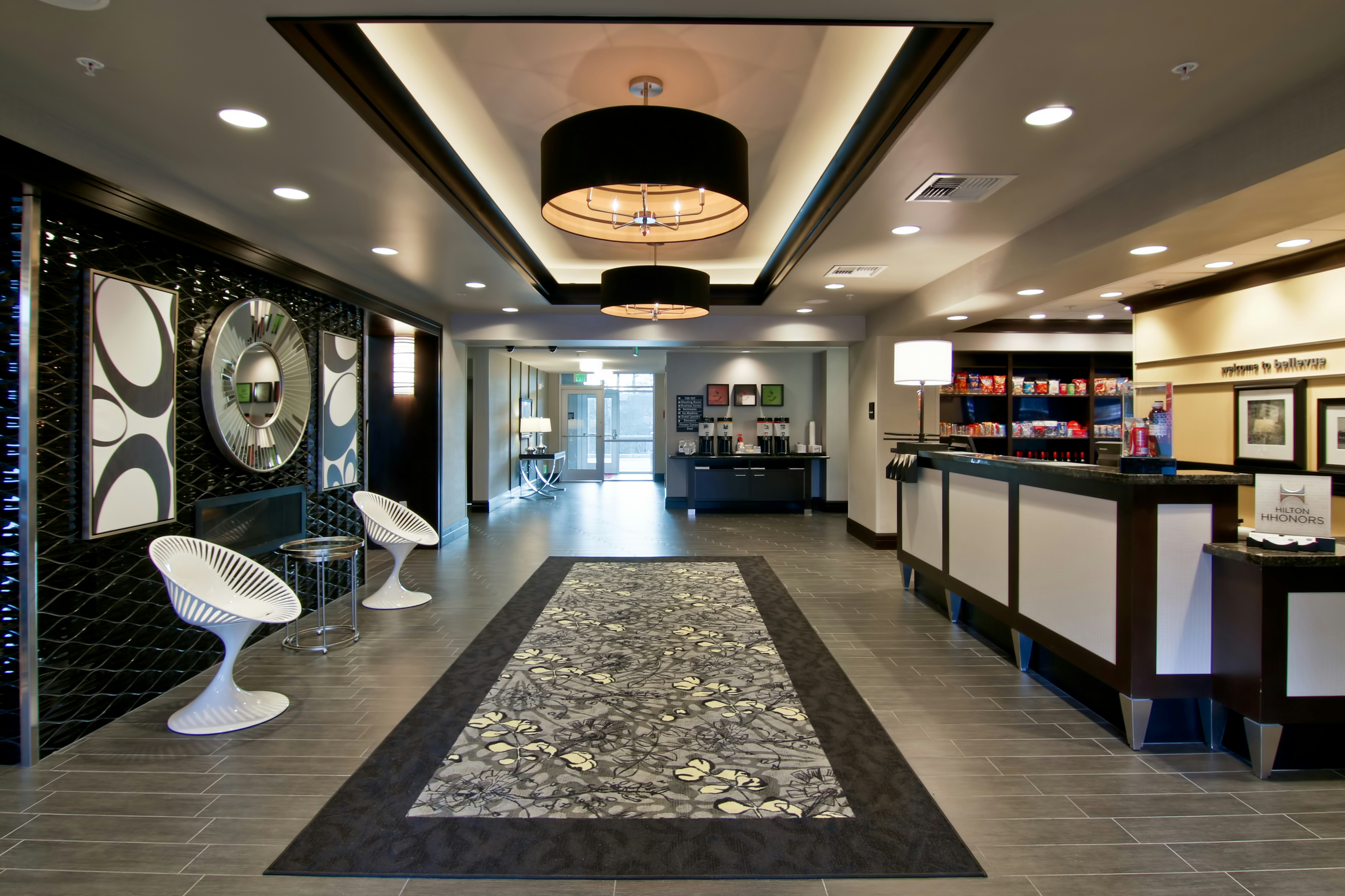Hampton Inn Suites Bellevue Downtown Seattle Wa 7/53