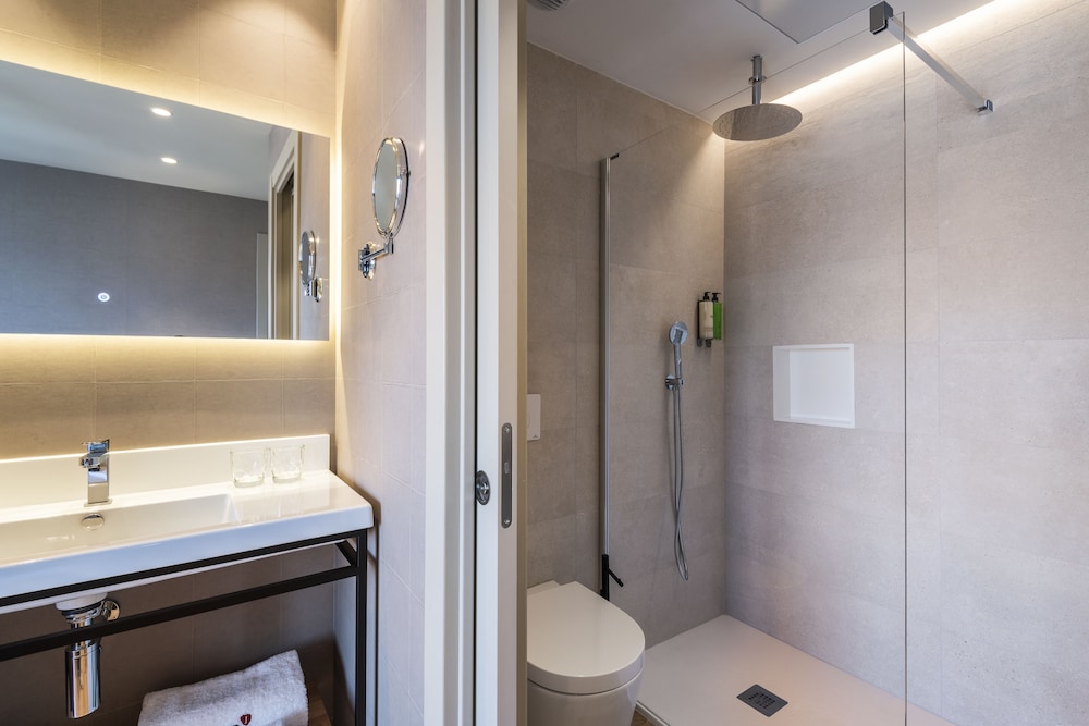 Intelier Core Suites Valencia 40/45