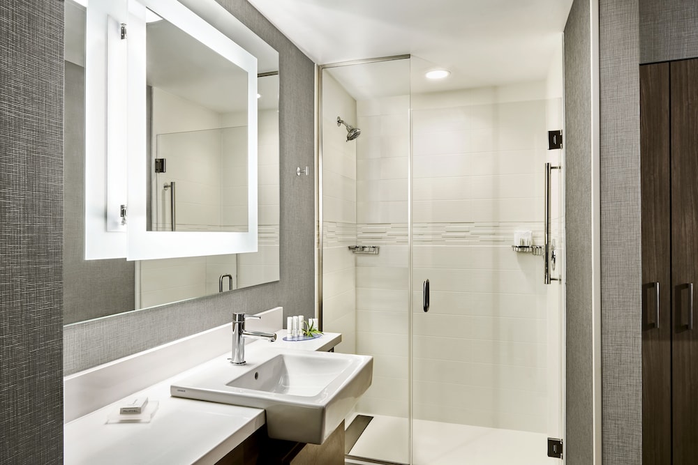 SPRINGHILL SUITES OKLAHOMA CITY MIDWEST CITY/DEL CITY 9/32