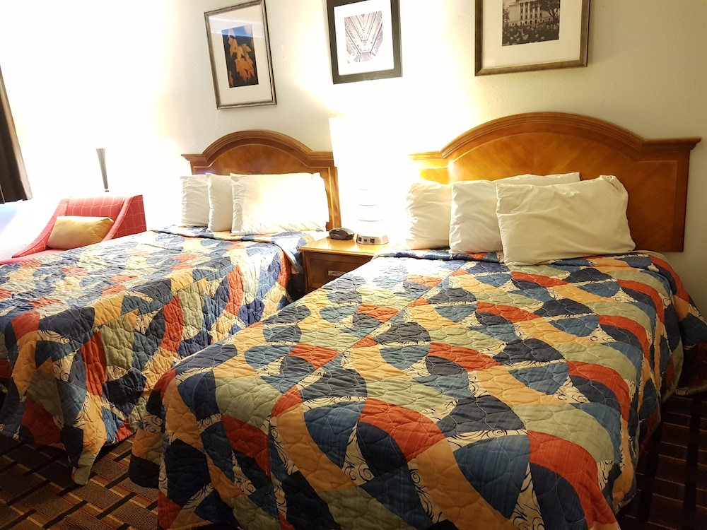 Le Mars Inn & Suites 13/42